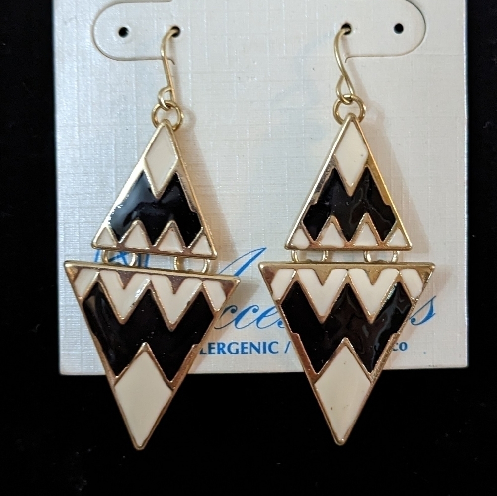 New diamond style swivel pierced earrings, T2B2F
